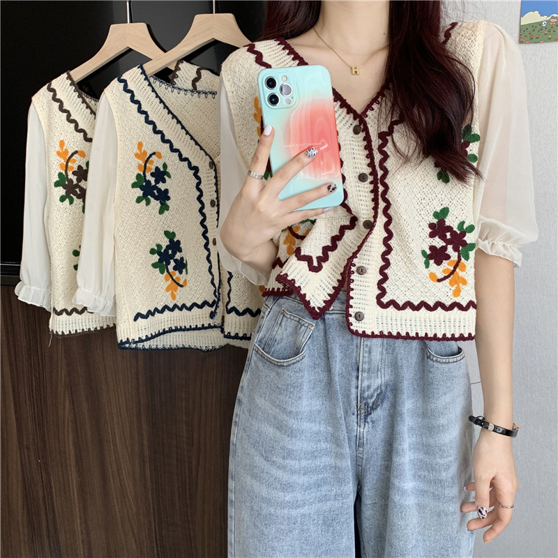 Ethnic Fashion Designers - Cardigan Aperto con Ricami in Stile