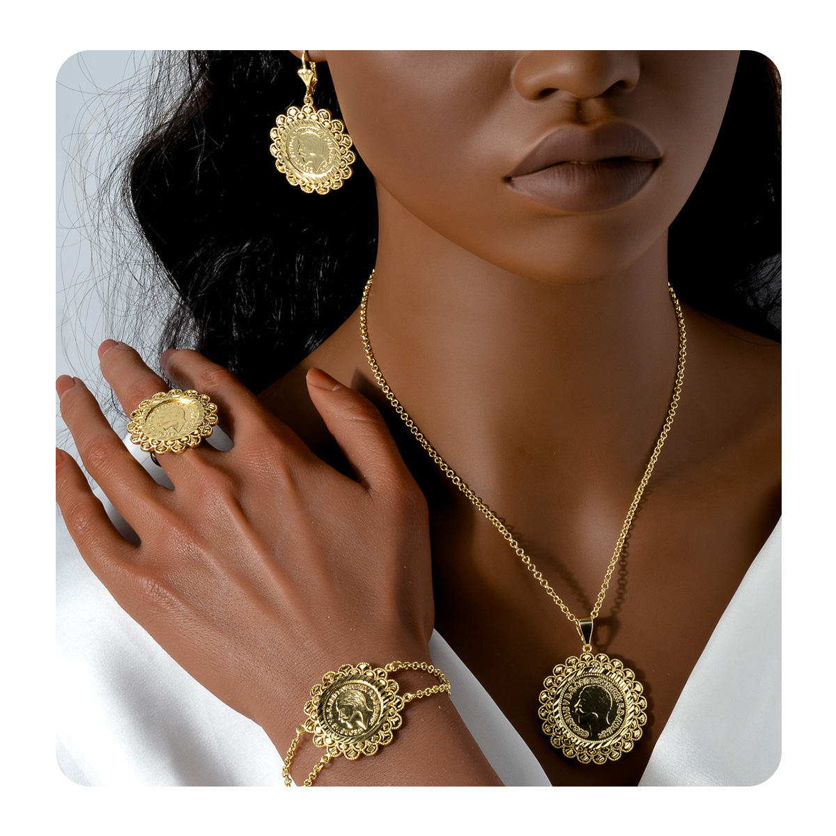 Set di Gioielli Vintage con Mo - Ethnic Fashion Dubai recensione e prezzo