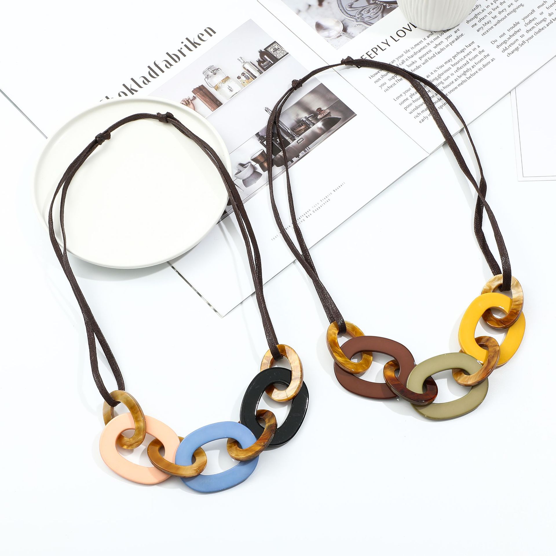 Accessori fai da te, collana v - Ethnic Fashion Designers recensione e prezzo